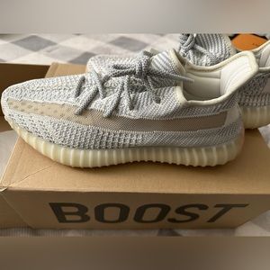 Yeezy Boost 350 V2 Lundmark (Non Reflective)